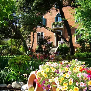 bb-villa-ines-venice-lido.hotelinveneto.com/